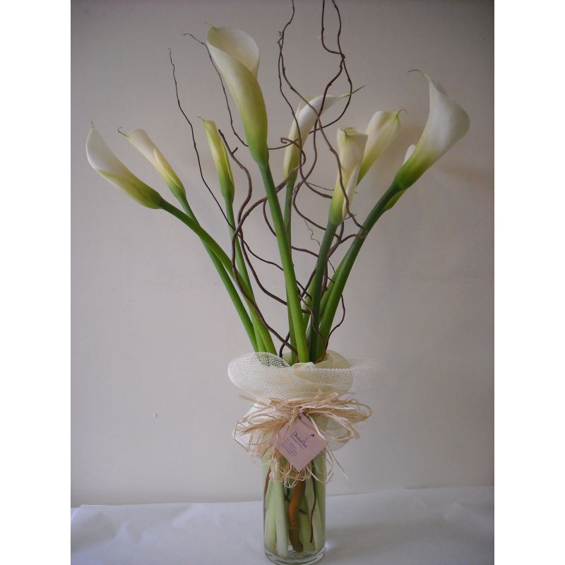 FLORERO DE CALAS BLANCAS CON SAUCE