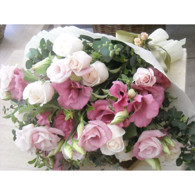 SURTIDO DE LISIANTHUS