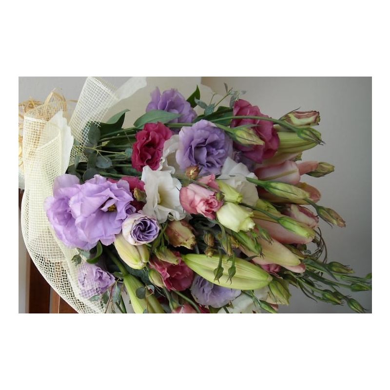 LILIUM CON DURTIDO DE LISIANTHUS