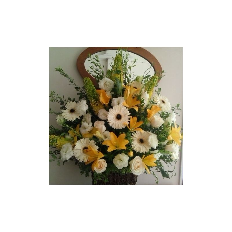 GERBERAS LILIUM ROSAS EN BASE DE MADERA